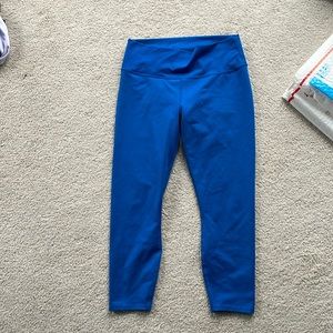 Fabletics power hold crop leggings